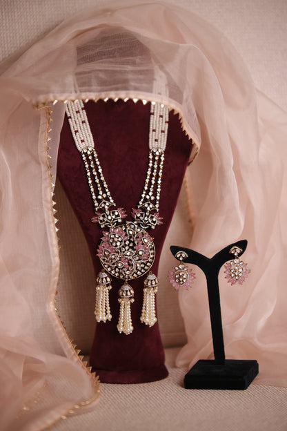 The Rani Medallion Set