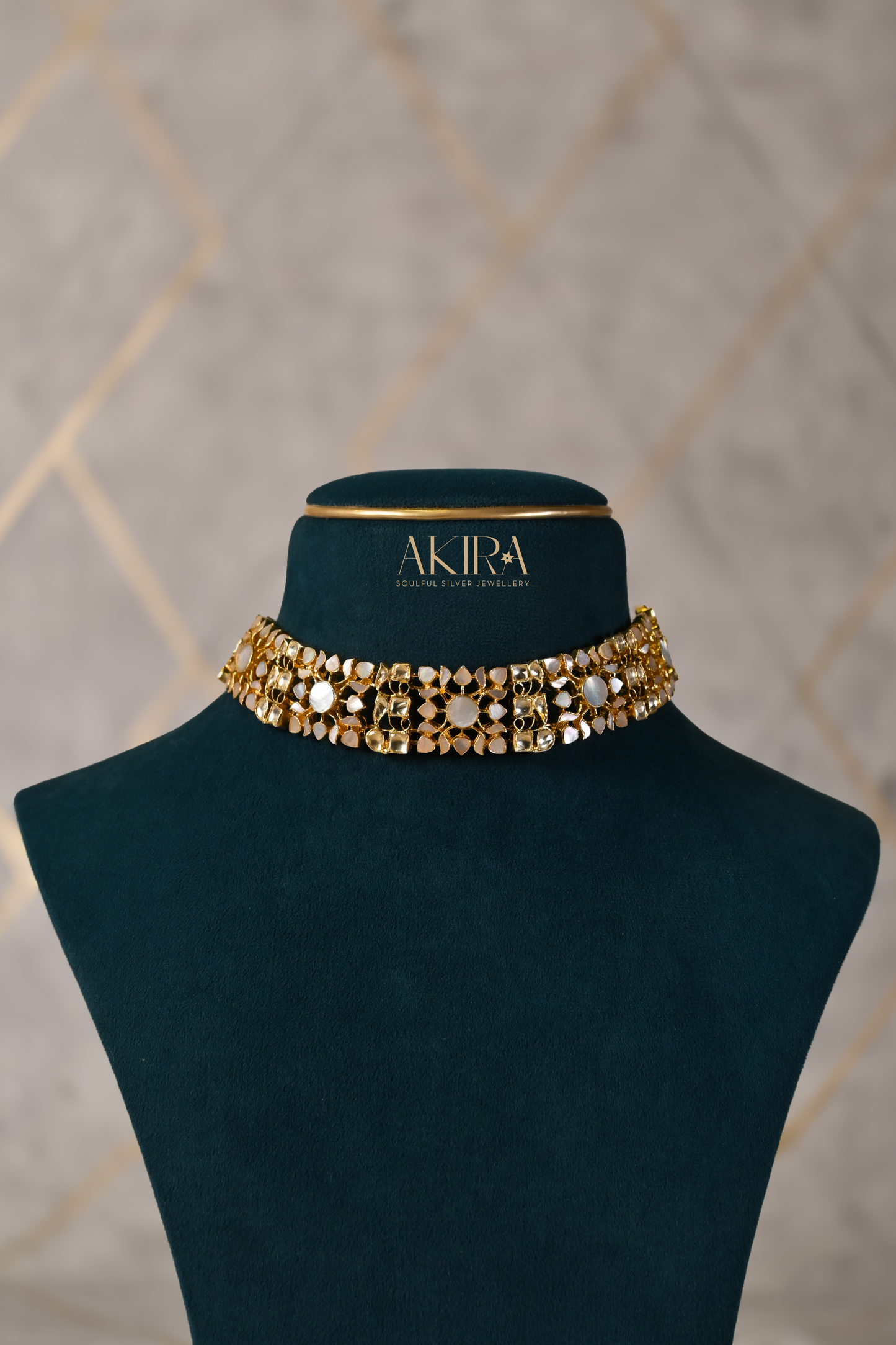 The Golden Shimmer Choker