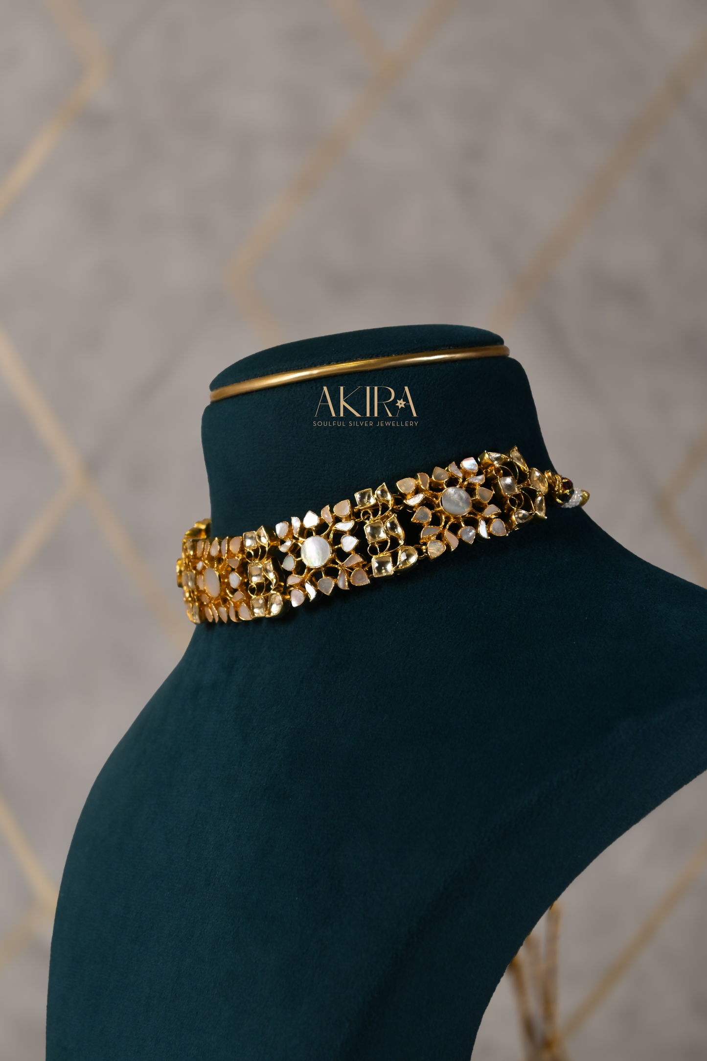 The Golden Shimmer Choker