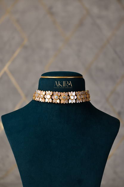 The Daisy Dream Choker & Earrings