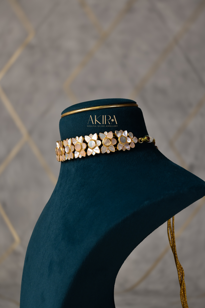 The Daisy Dream Choker & Earrings