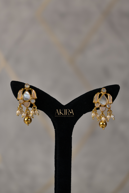 The Pearl Opulence Choker & Earrings